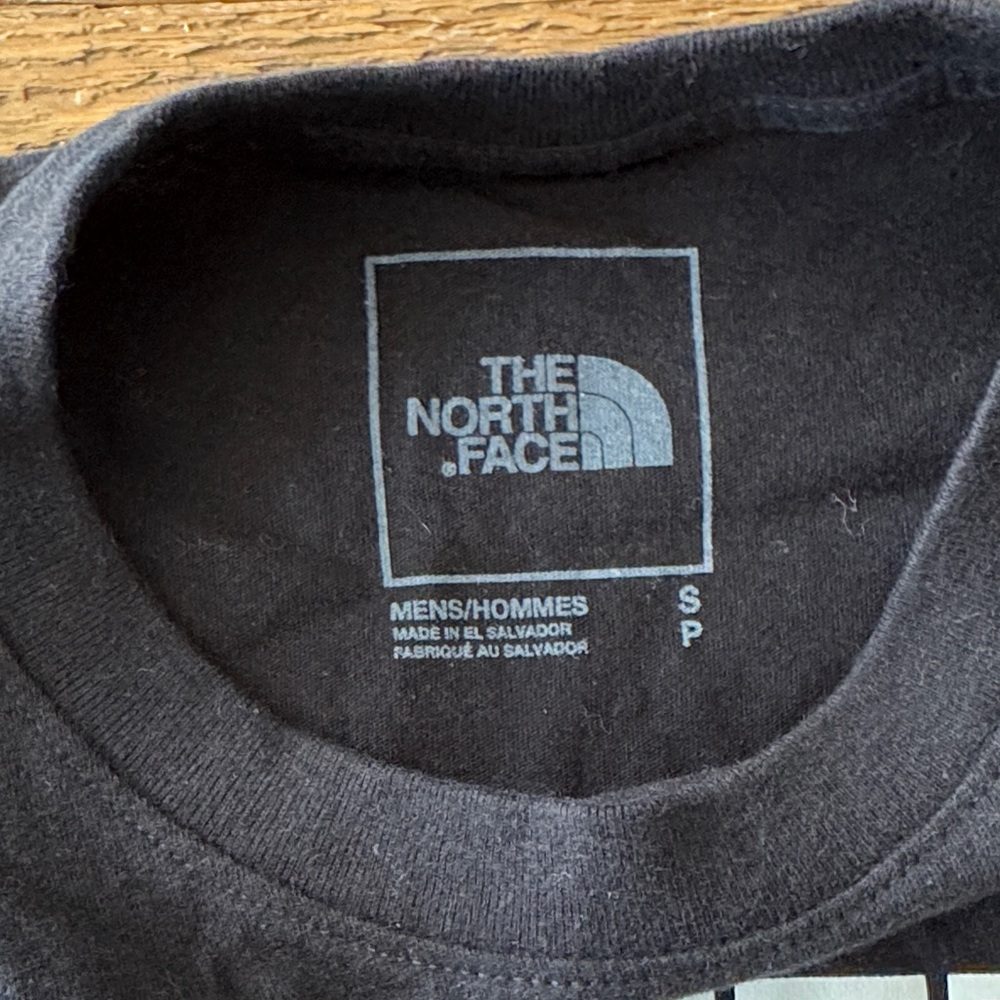 Men’s The North Face Standard Fit Pride Tank Top Sleeveless NWOT! LGTBQ - Picture 2 of 4